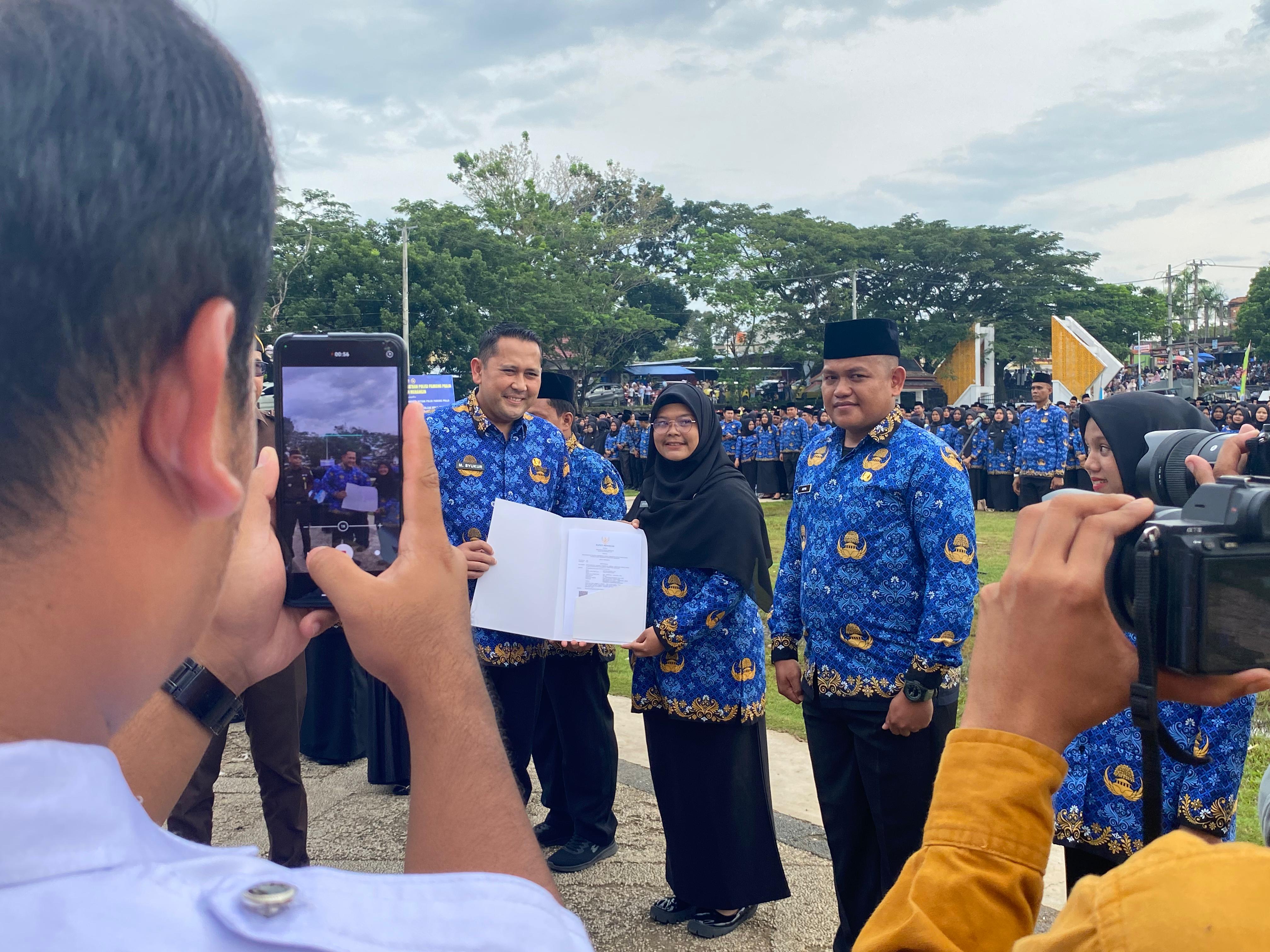 Bupati Merangin Kukuhkan Ribuan PPPK Paruh Waktu, Dorong Peningkatan Pelayanan Publik